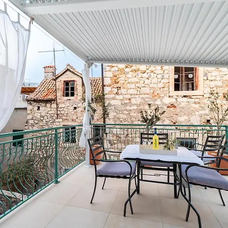 Apartment Evviva *