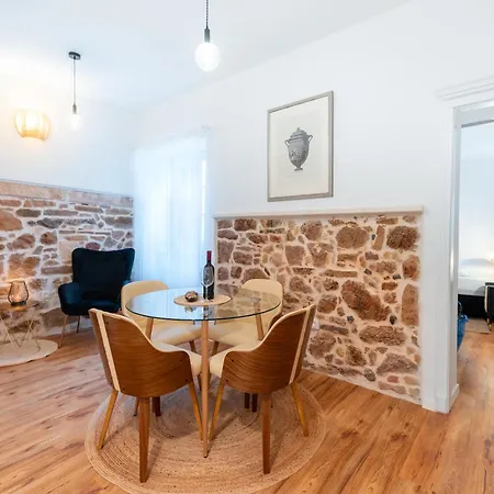 Evviva Apartment *