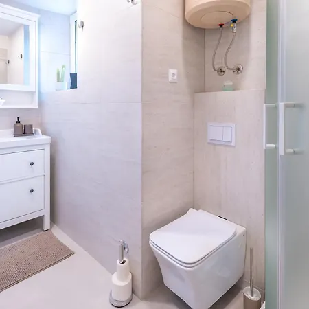Evviva Apartment *