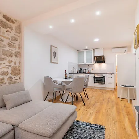 Apartment Evviva