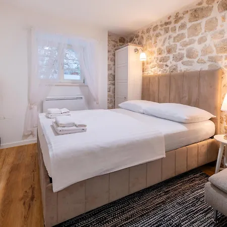 Evviva Apartment *